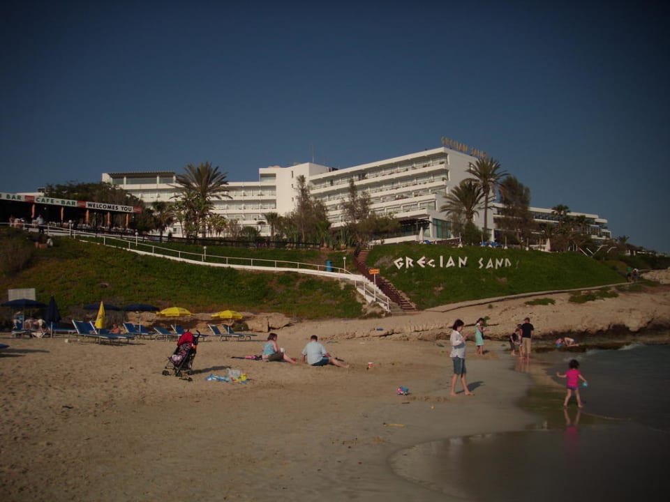 Strand am Hotel Napa Mermaid Hotel & Suites