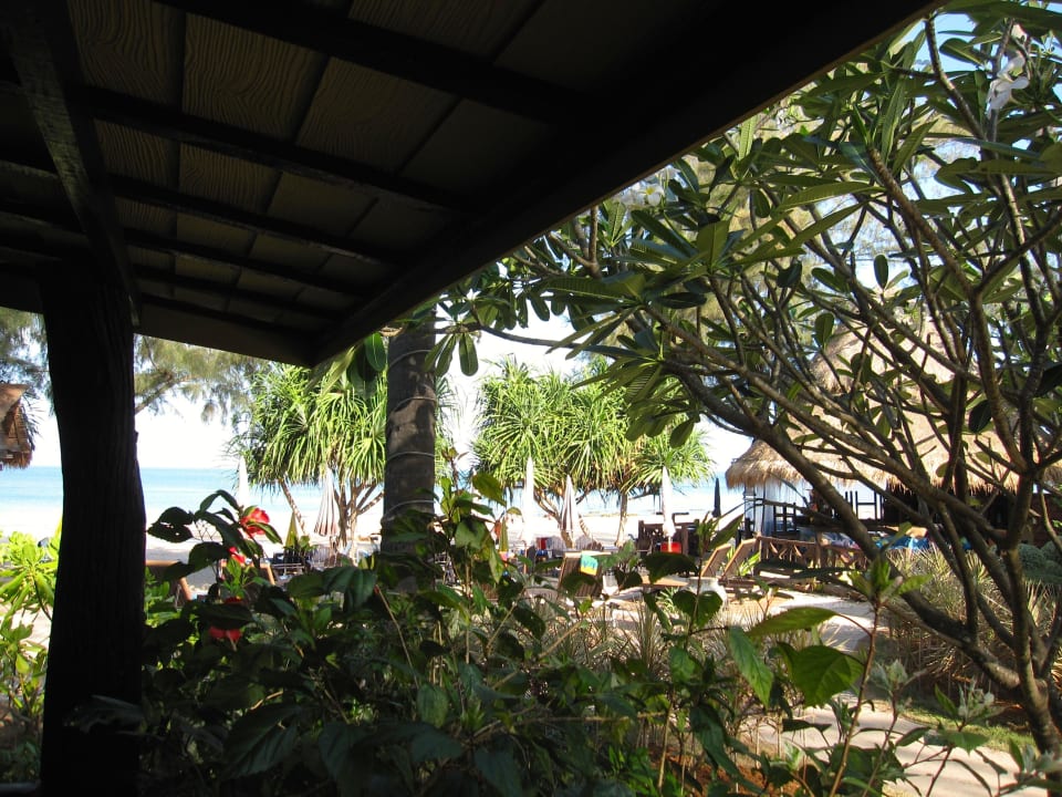 Blick vom Balkon Hotel Lanta Castaway Resort