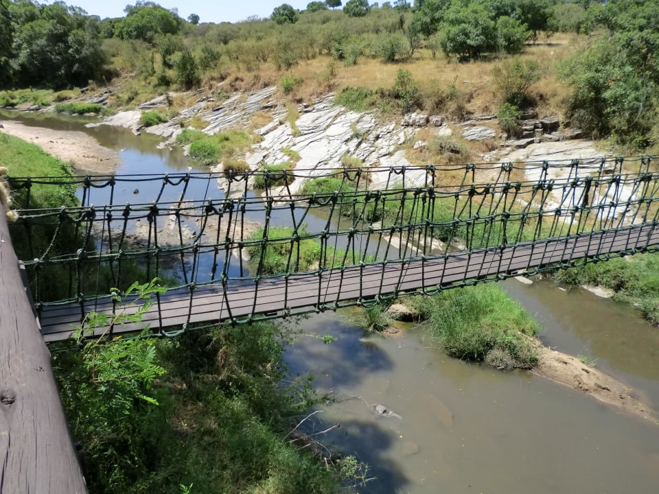 Schöne Hängebrücke übern Talek River Tented Camp Mara - Intrepids