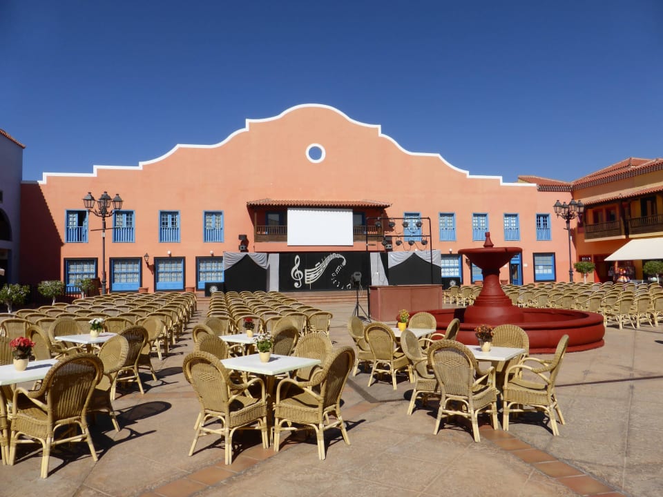 Village spectacle Bahia Principe Sunlight Costa Adeje