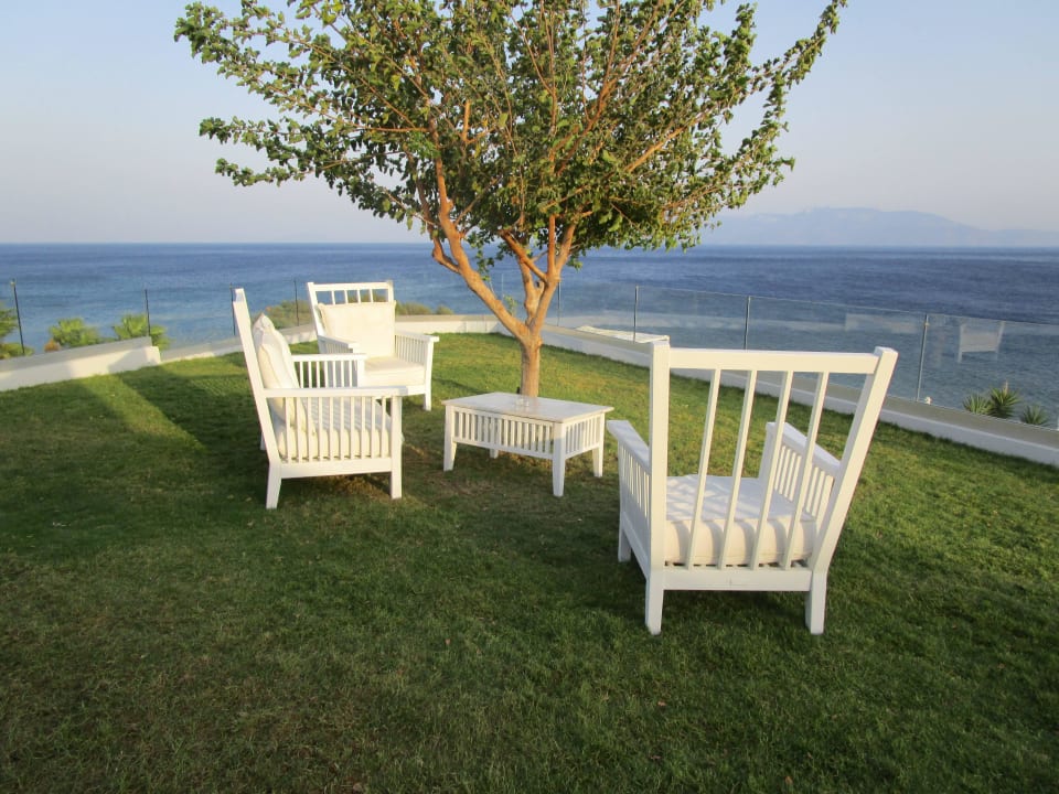 Wunderschön Dimitra Beach Hotel & Suites