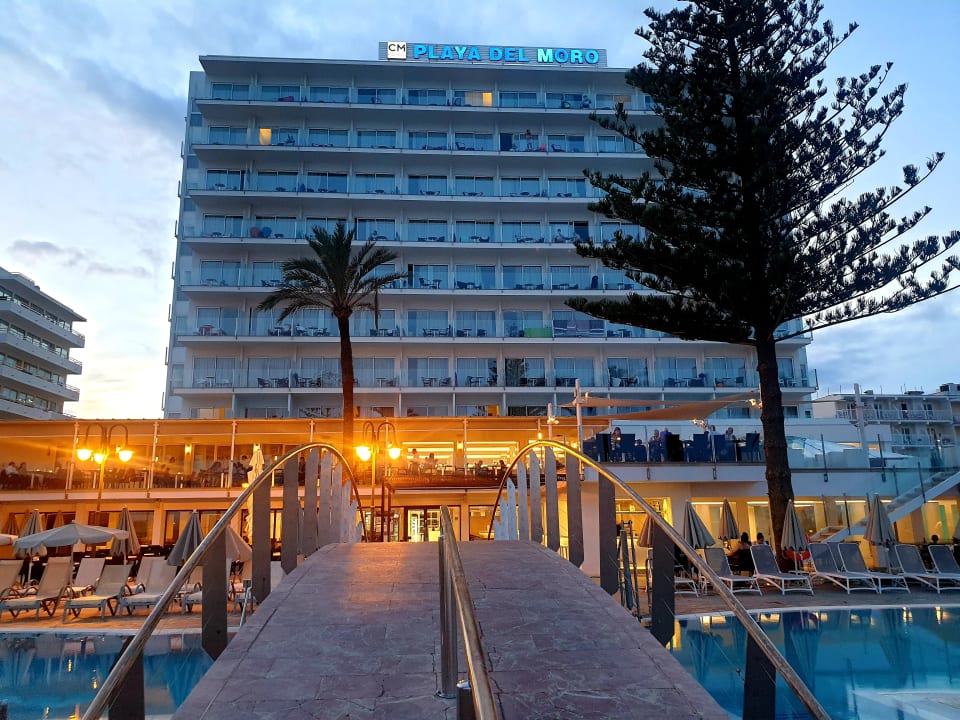 Außenansicht CM Playa del Moro