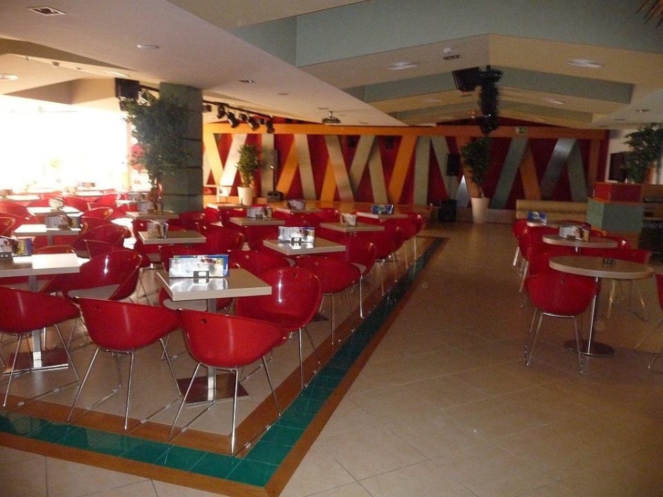 Barbereich mit Showbühne Apartamentos Cordial Mogán Valle