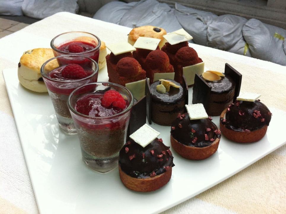 Tea Time - Süßes Shangri-La Hotel, Bangkok