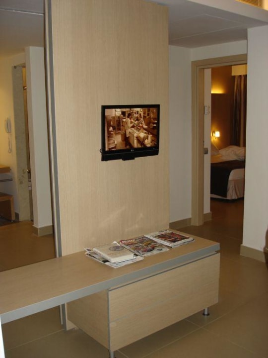 LCD Fernseher in App. 606 Atlantica Mikri Poli Crete