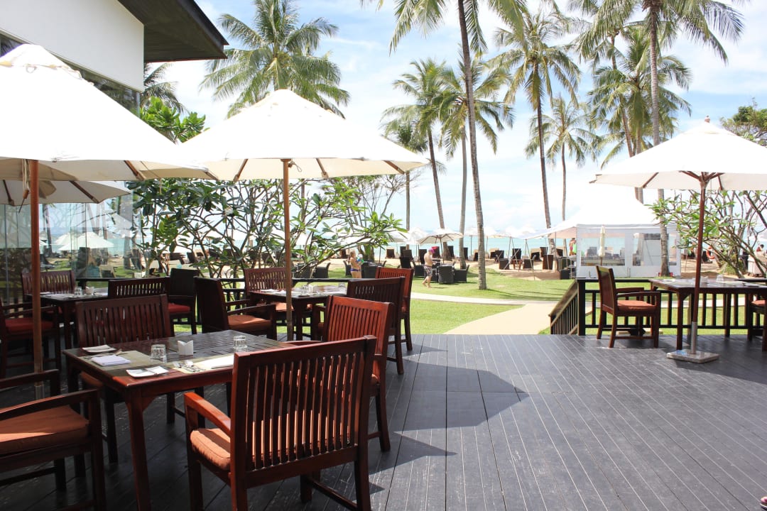 Am strand  JW Marriott Khao Lak Resort & Spa