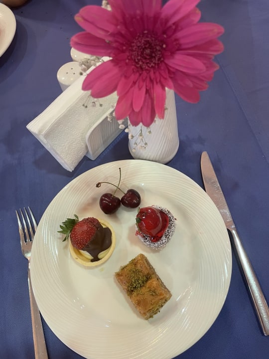 Gastro Side Aquamarin Resort & Spa