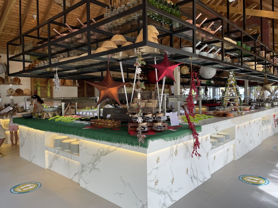 Gastro Outrigger Maldives Maafushivaru Resort