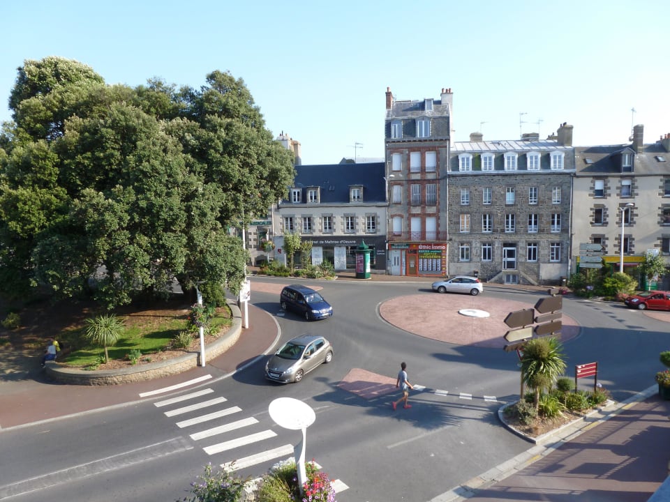 Blick aus dem Fenster Hotel Le Terminus