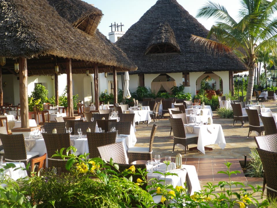 Mangapwani-Restaurant Sea Cliff Resort & Spa