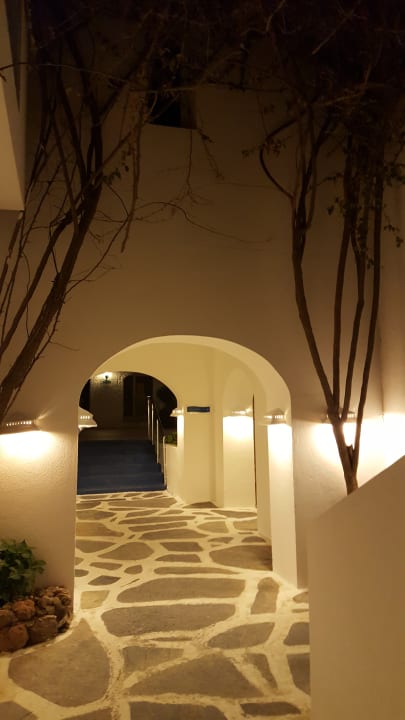 Das Hotel war geradezu ein Labyrinth Salmakis Resort & Spa
