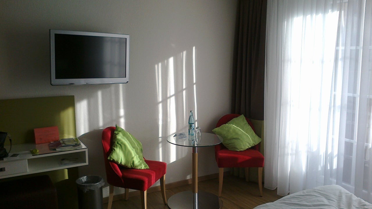 Modernes Zimmer Flair Hotel Vier Jahreszeiten