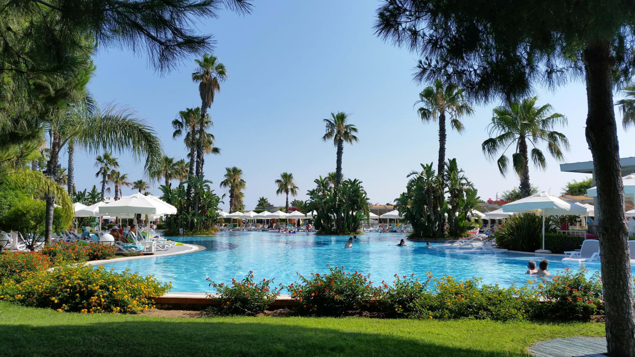 Sehr großer pool Susesi Luxury Resort