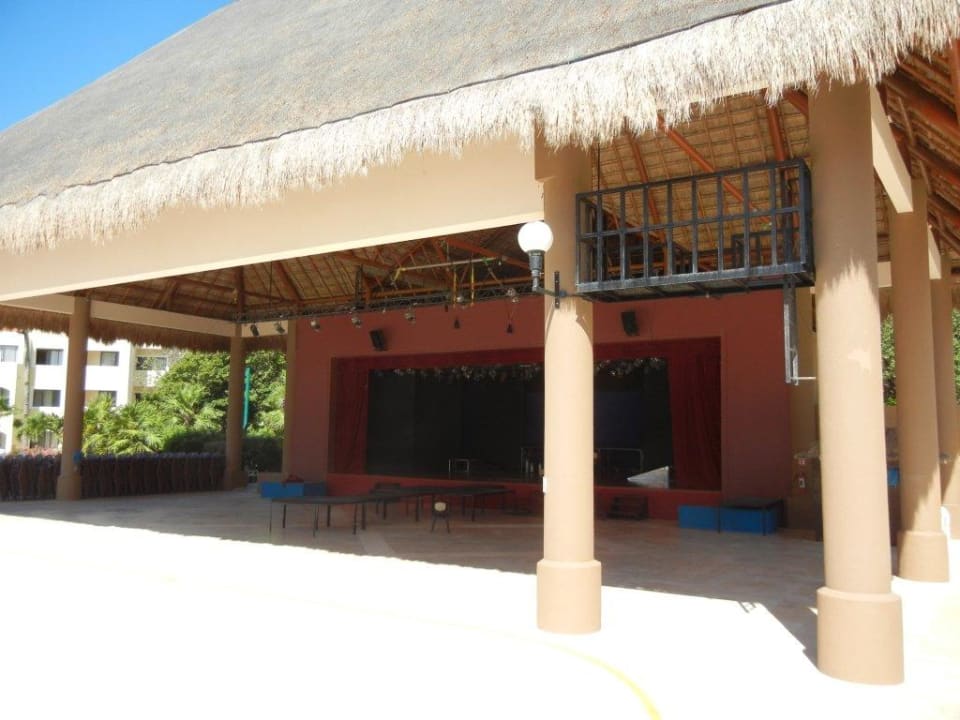 Dort finden die Abendshows statt Viva Maya by Wyndham - All Inclusive Resort