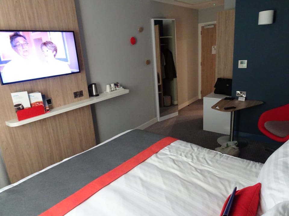 Zimmer Holiday Inn Express Gibraltar