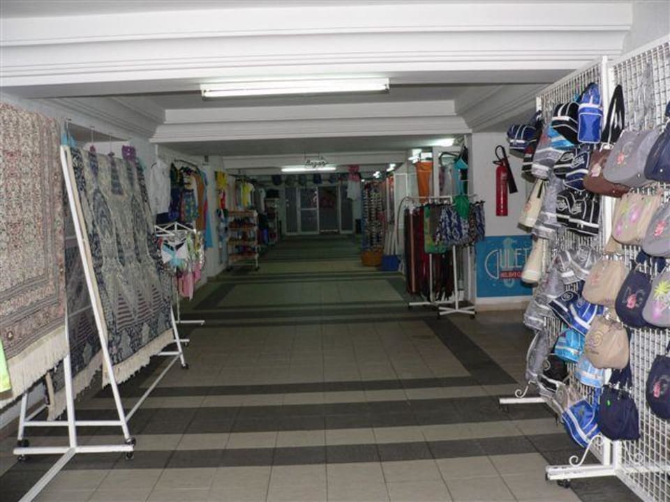 Mini-Shoppingmeile im Hotel El Mouradi Club Kantaoui