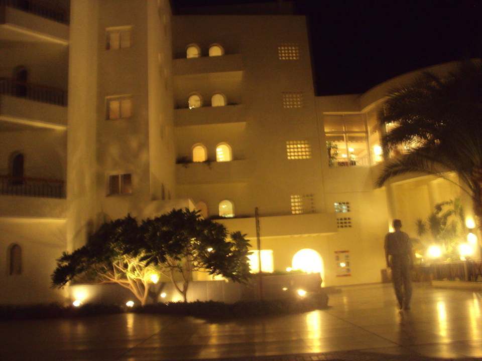 Das Hotel Abends Palm Beach Resort