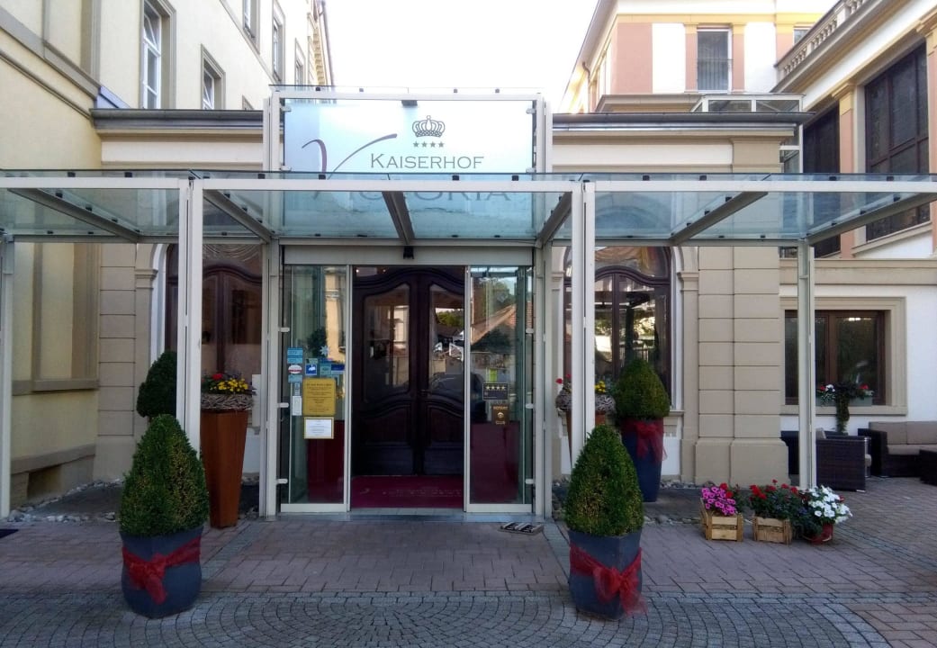 Haupteingang Hotel Kaiserhof Victoria