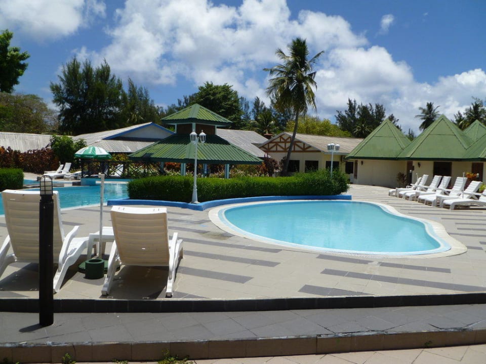 Pool Equator Village Resort