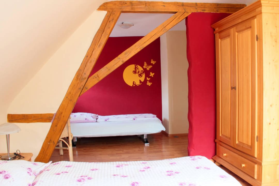 Schlafzimmer 2 Ferienwohnung Bitto