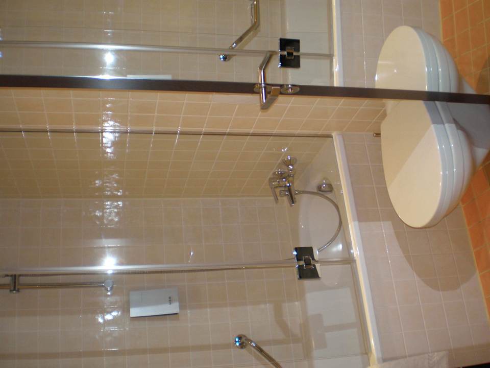 Badezimmer Mercure Muenchen Ost Messe