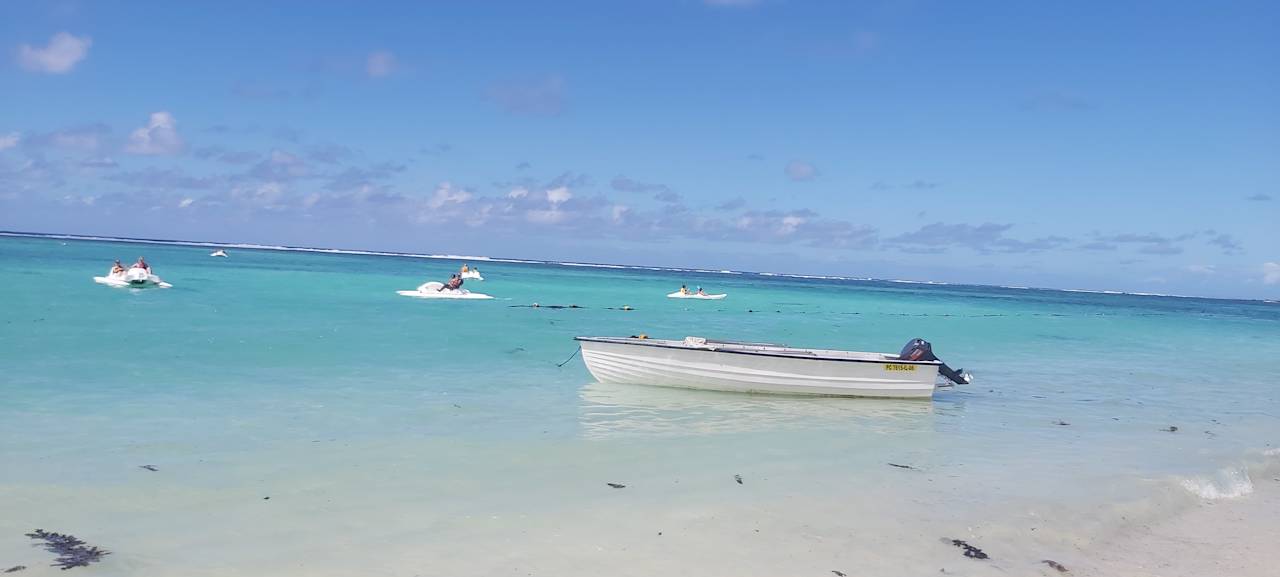 Strand Crystals Beach Resort Belle Mare, a member of Radisson Individuals