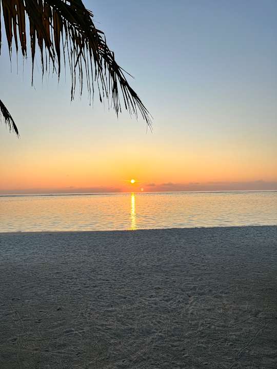 Strand Meeru Maldives Resort Island