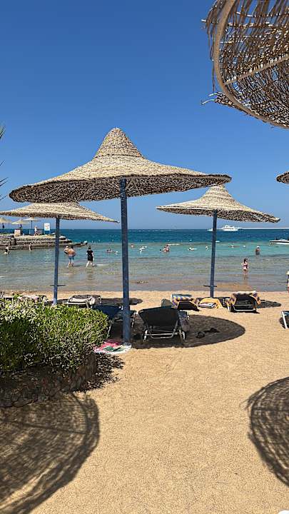 Strand King Tut Resort