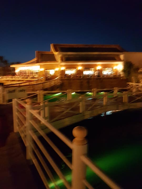 Brücke zum Restaurant  Pickalbatros Dana Beach Resort - Hurghada