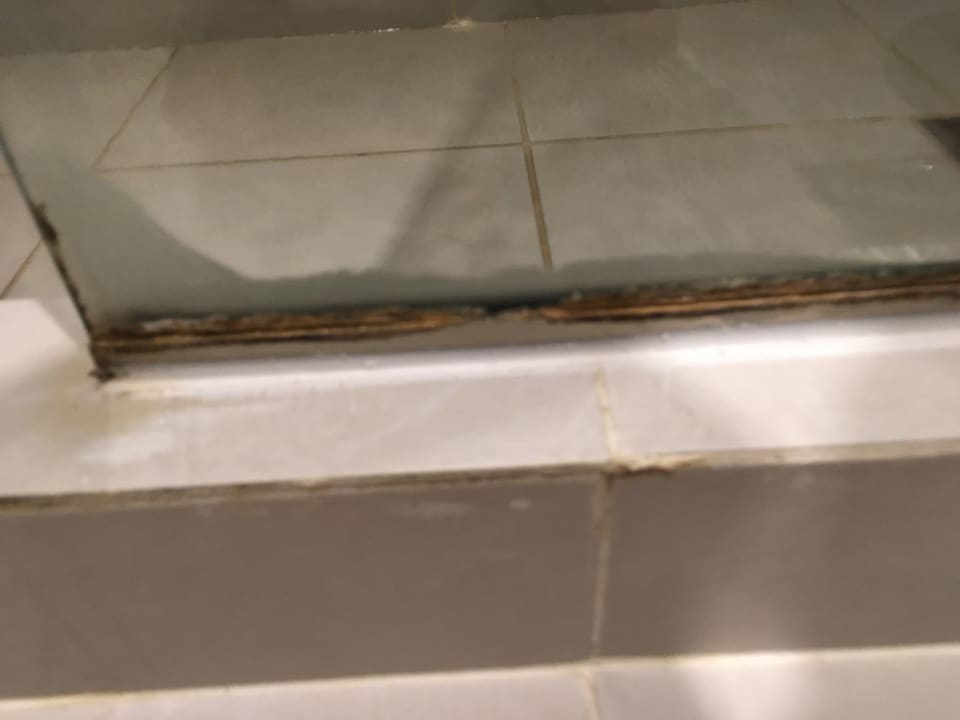 Zimmer Sandy Beach Resort