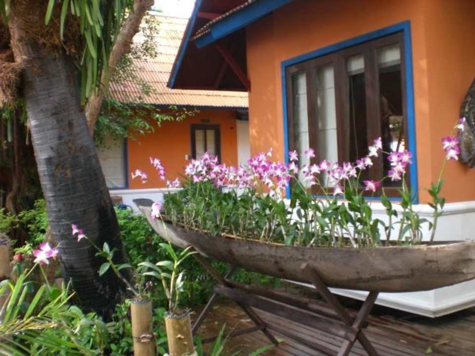 Häuser mit Blumen Lawana Resort