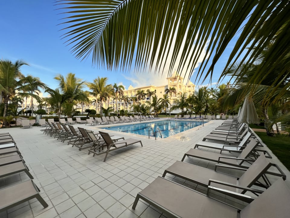 Pool Hotel Riu Palace Punta Cana
