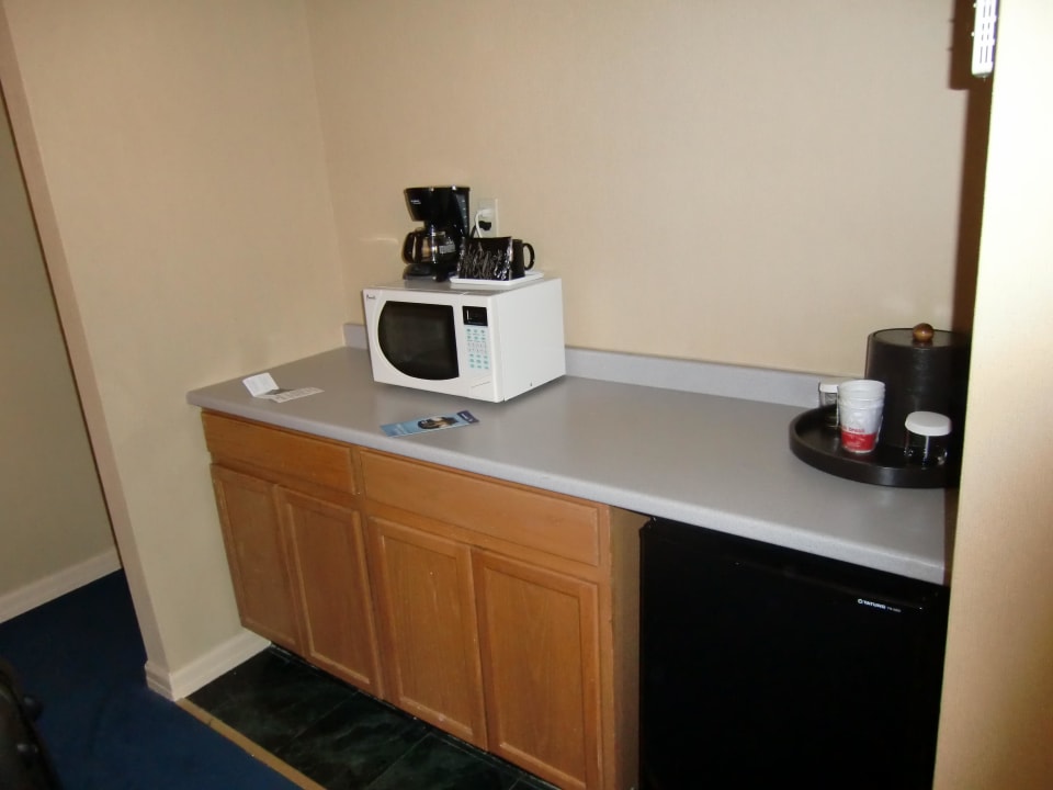 Kühlschrank, Mikrowelle Ramada by Wyndham Jersey City
