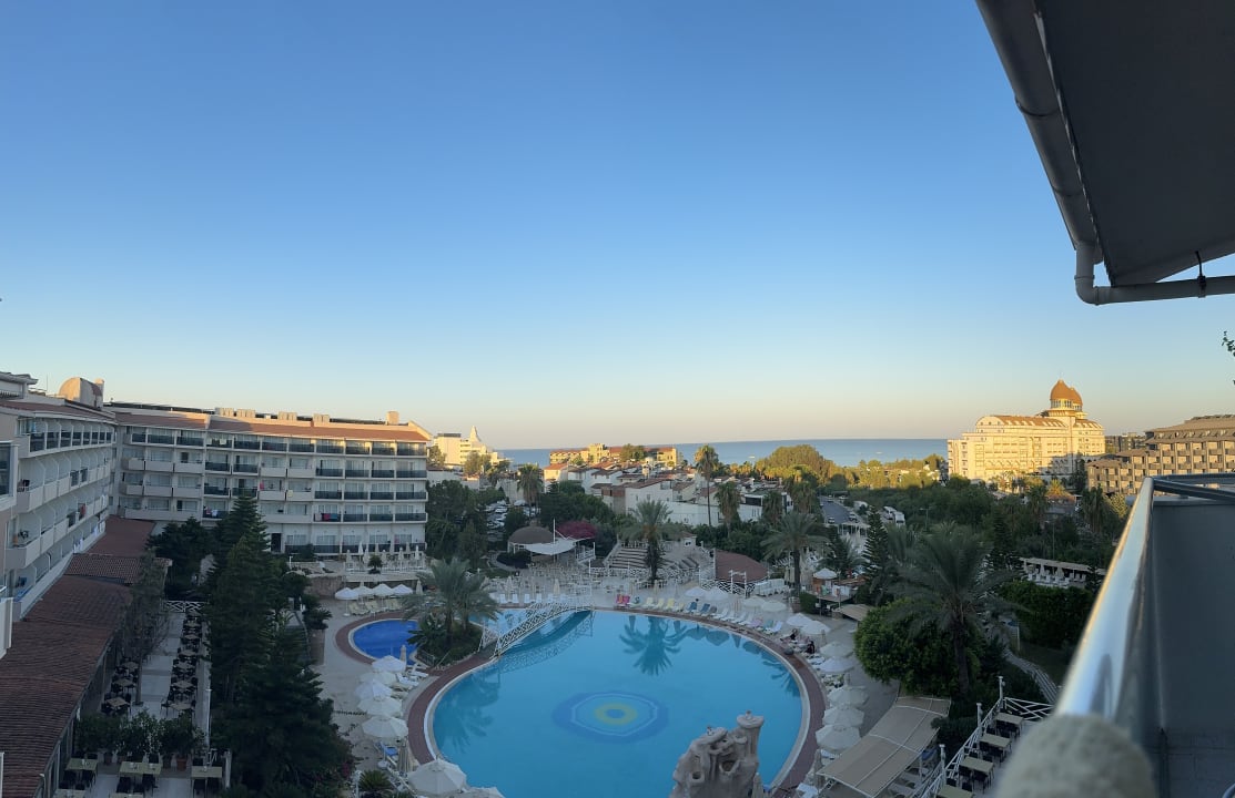 Pool Seaden Corolla Hotel