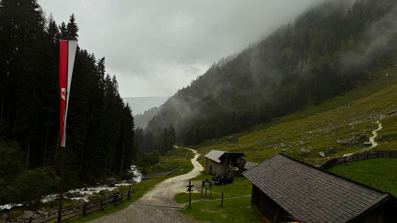 Ausblick Schutzhütte Nasereit