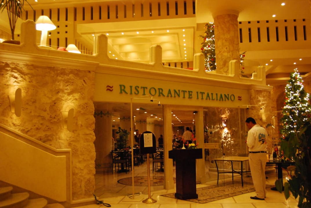 Итальянский ресторан Pickalbatros Citadel Resort