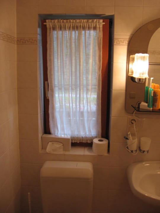 Durchblick Almhotel Told