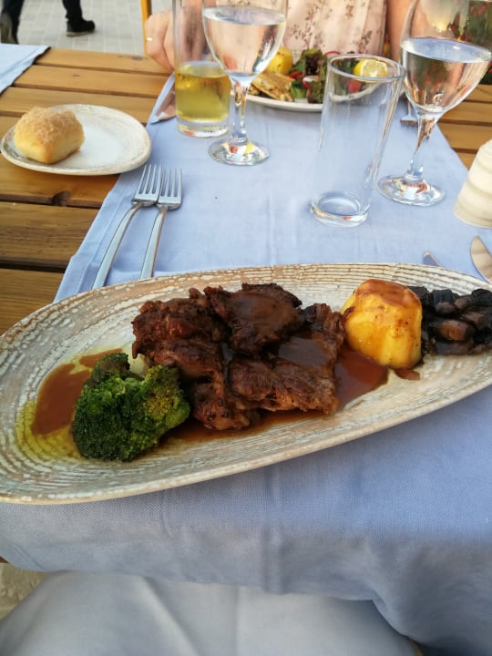 Gastro Apartments Gold City Complex Emami