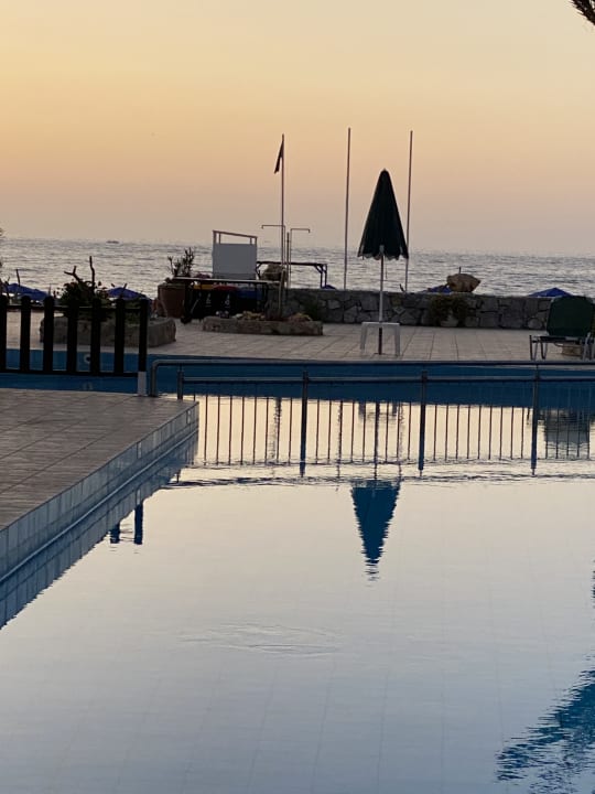 Pool Hotel Kathrin Beach