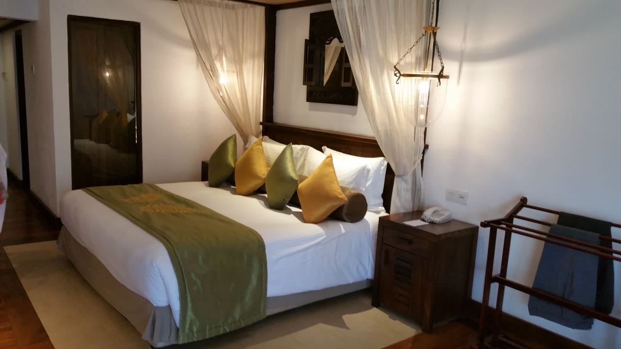 Zimmer Royal Palms Beach Hotel