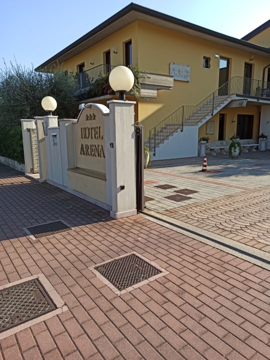 Außenansicht Hotel Arena