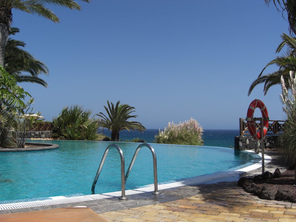 Pool R2 Pajara Beach