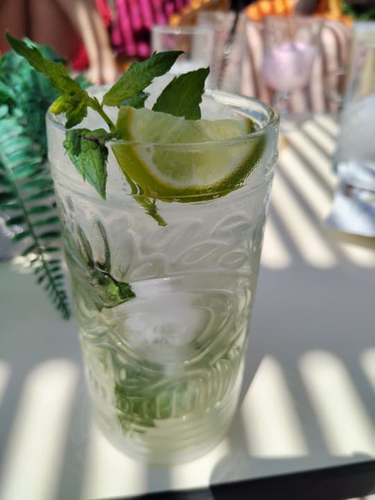 Pool Hotel Horizon Beach Resort