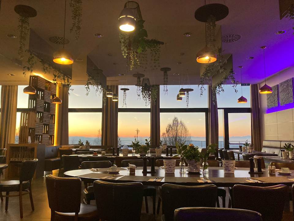 Gastro AVIVA make friends