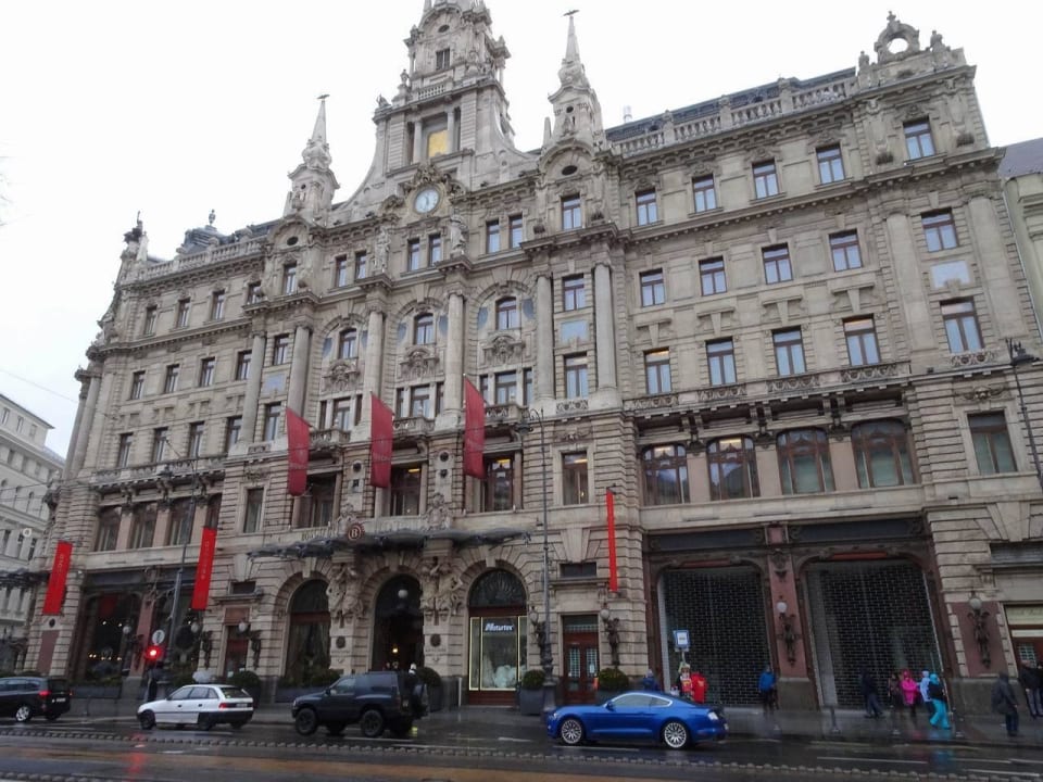Street view Anantara New York Palace Budapest Hotel