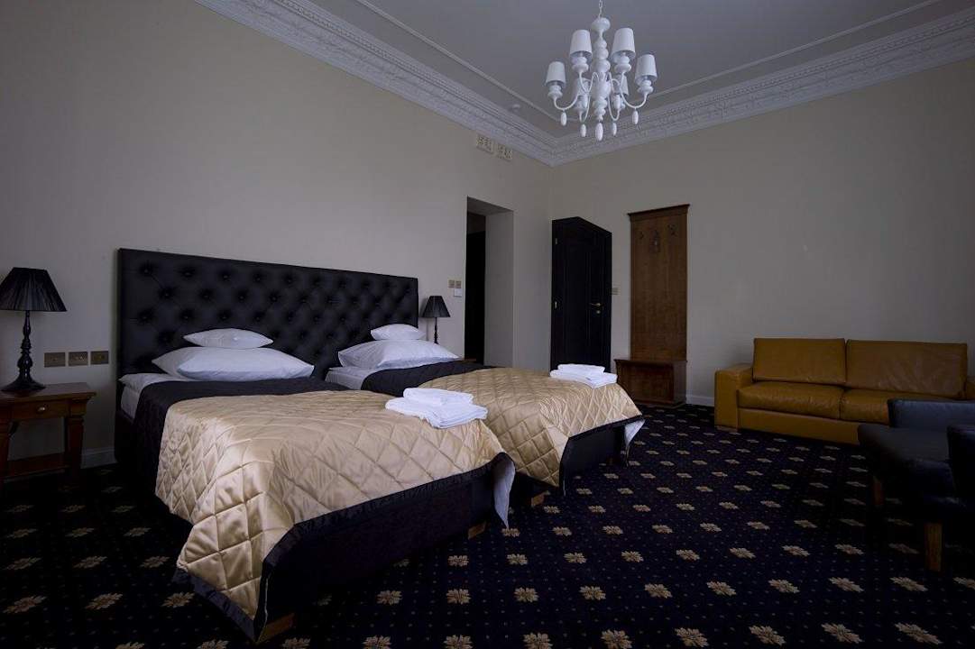 Pokój w Dworze Hotel Dwór w Zabużu