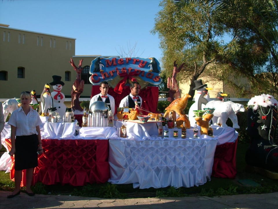 Weihnachtsparade am 24.12.2010 - so feiert Makadi Jaz Makadi Oasis Resort