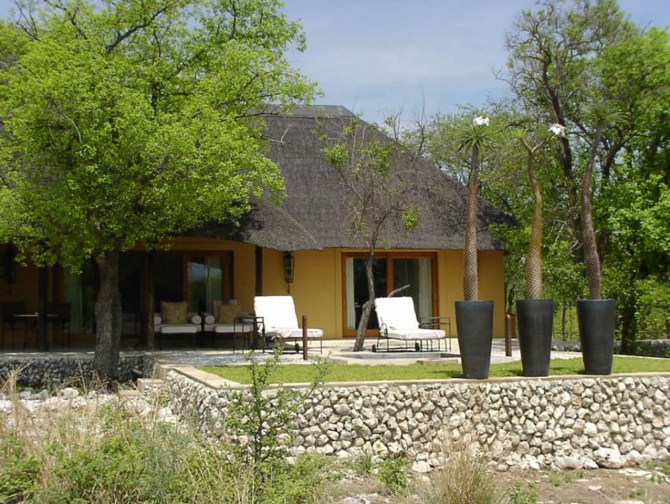 Rückfront der Villa Hotel Mushara Lodge