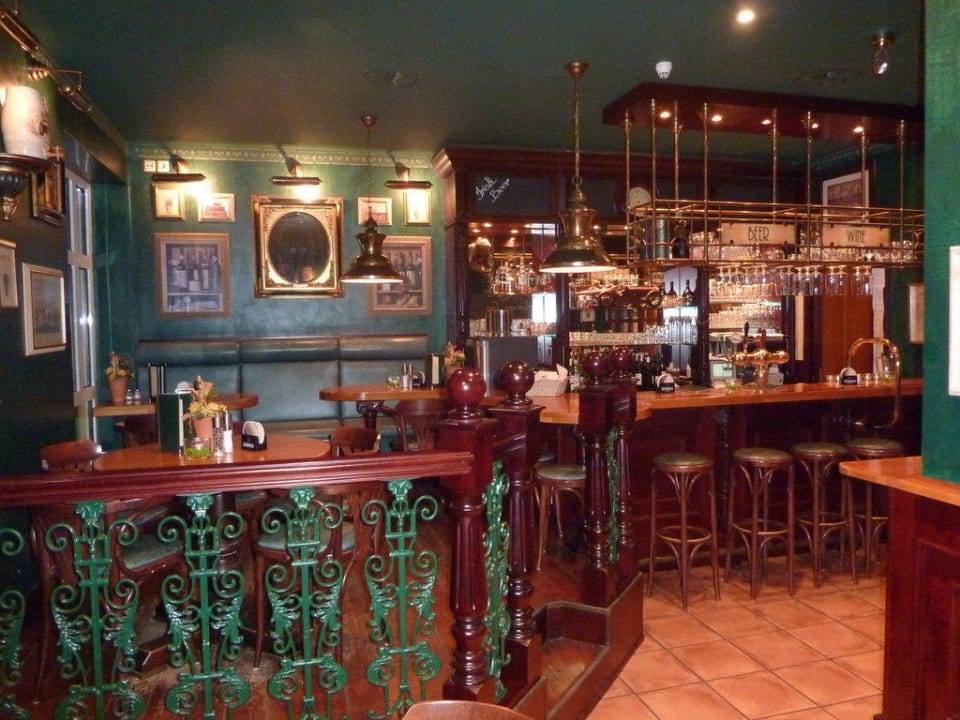 Gemütlicher Barbereich. Best Western Wein- & Parkhotel Nierstein