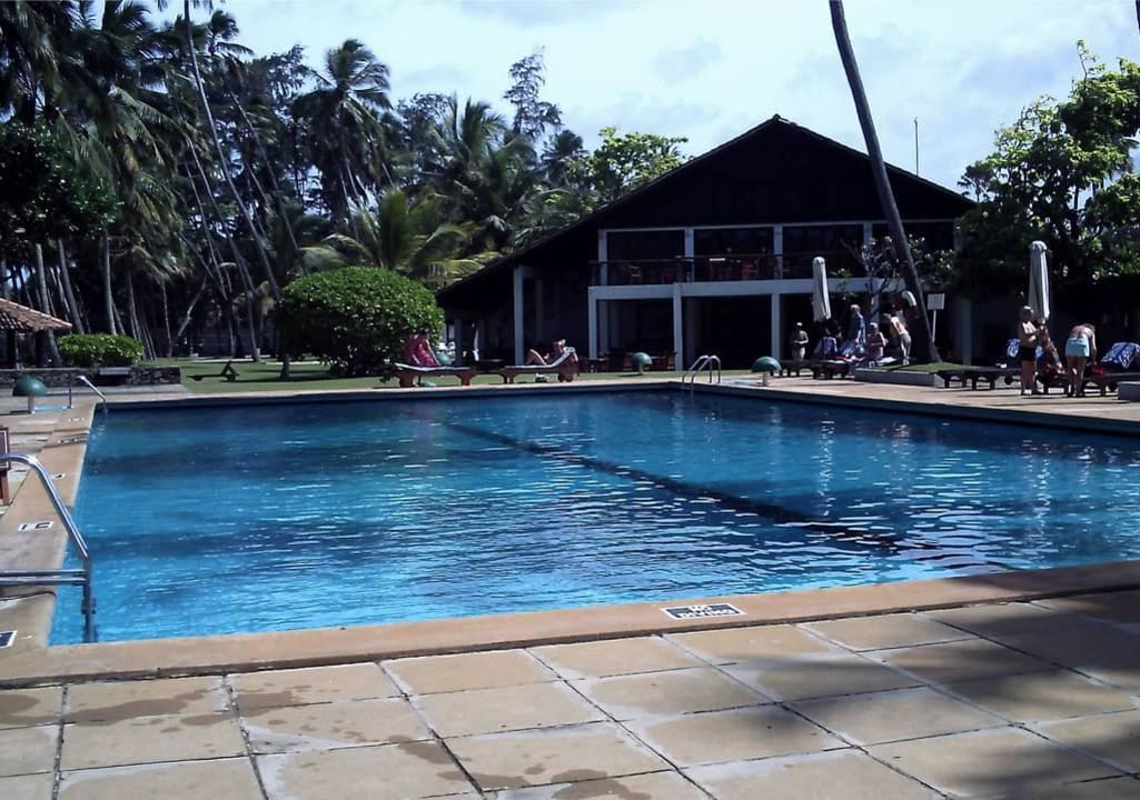 Pool in normaler Form und Größe Thaala Bentota